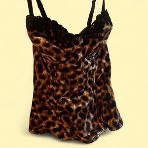 Leopard Print Camisole with Lace Trim